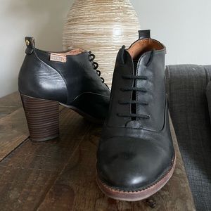 Pikolinos Ankle Booties